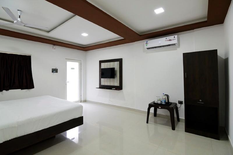 Seashore Beach Resort Calangute Exterior foto
